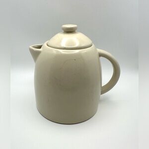 Starbucks Teapot 2011 Off White Ceramic Coffee Server with Lid 25 oz-Great Gift
